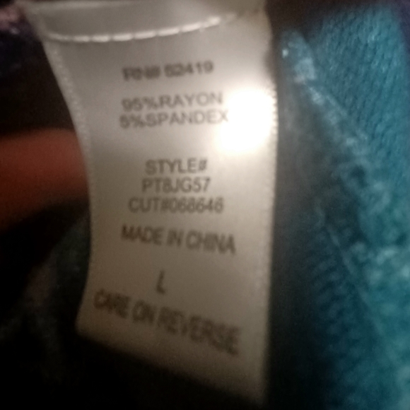 NEW Vibrant tie dye lightweight top, L, PL Movement - Picture 6 of 6